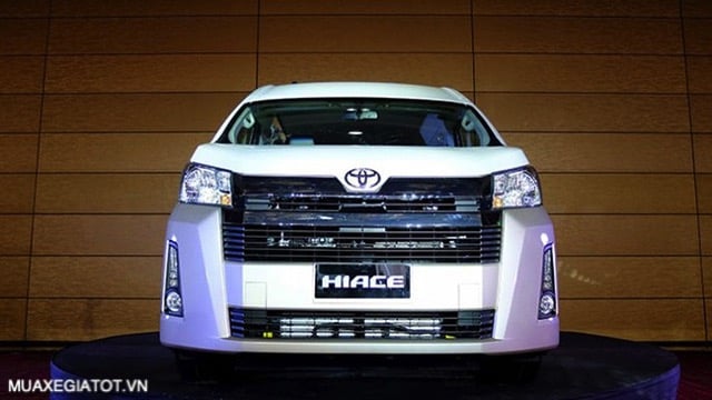 Đánh giá xe Toyota Hiace 2023 - Xe 15 chỗ 