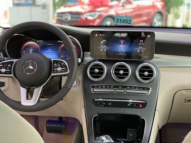 Đánh giá xe Mercedes GLC 300 4Matic 2024 -