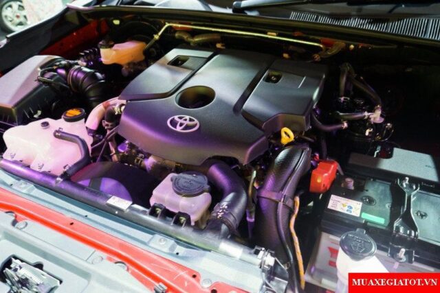 Toyota Hilux nâng cấp động cơ và hộp số